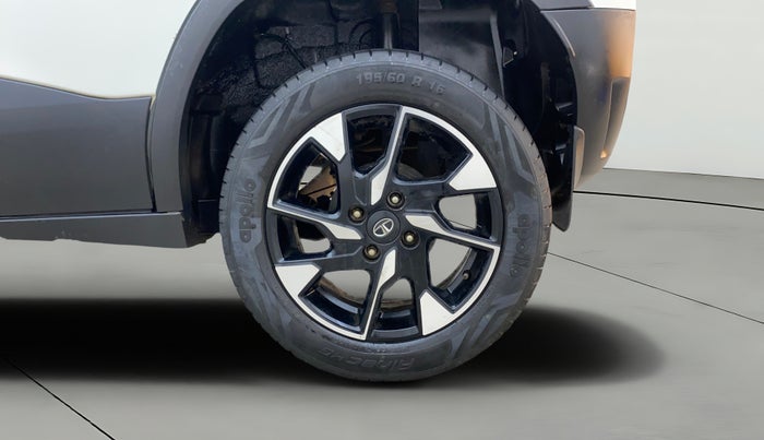 2023 Tata PUNCH CREATIVE  MT, Petrol, Manual, 44,354 km, Left Rear Wheel