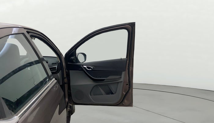 2018 Tata TIGOR XZ (O) PETROL, Petrol, Manual, 67,411 km, RHS Front Door