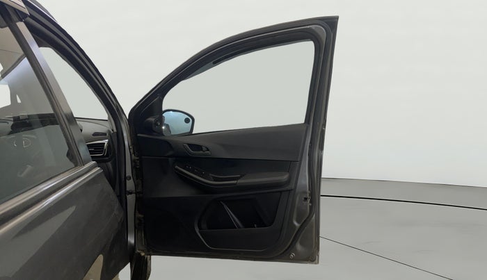 2023 Tata TIAGO NRG XZ MT, Petrol, Manual, 14,543 km, RHS Front Door
