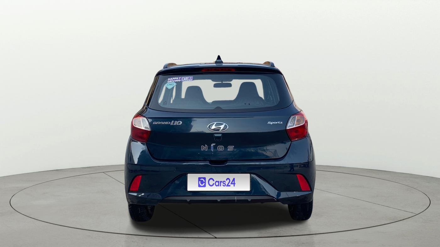 2022 Hyundai GRAND I10 NIOS SPORTZ 1.2 KAPPA VTVT CNG, CNG, Manual, 69,032 km, Back/Rear