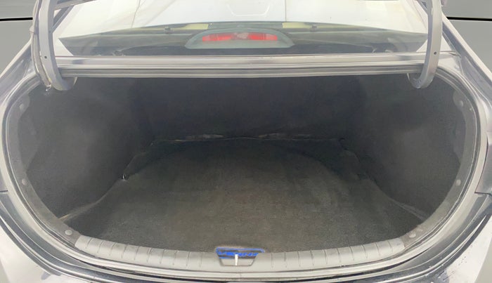 2019 Hyundai Verna 1.6 VTVT SX (O) AT, Petrol, Automatic, 72,960 km, Boot Open Zoomed View