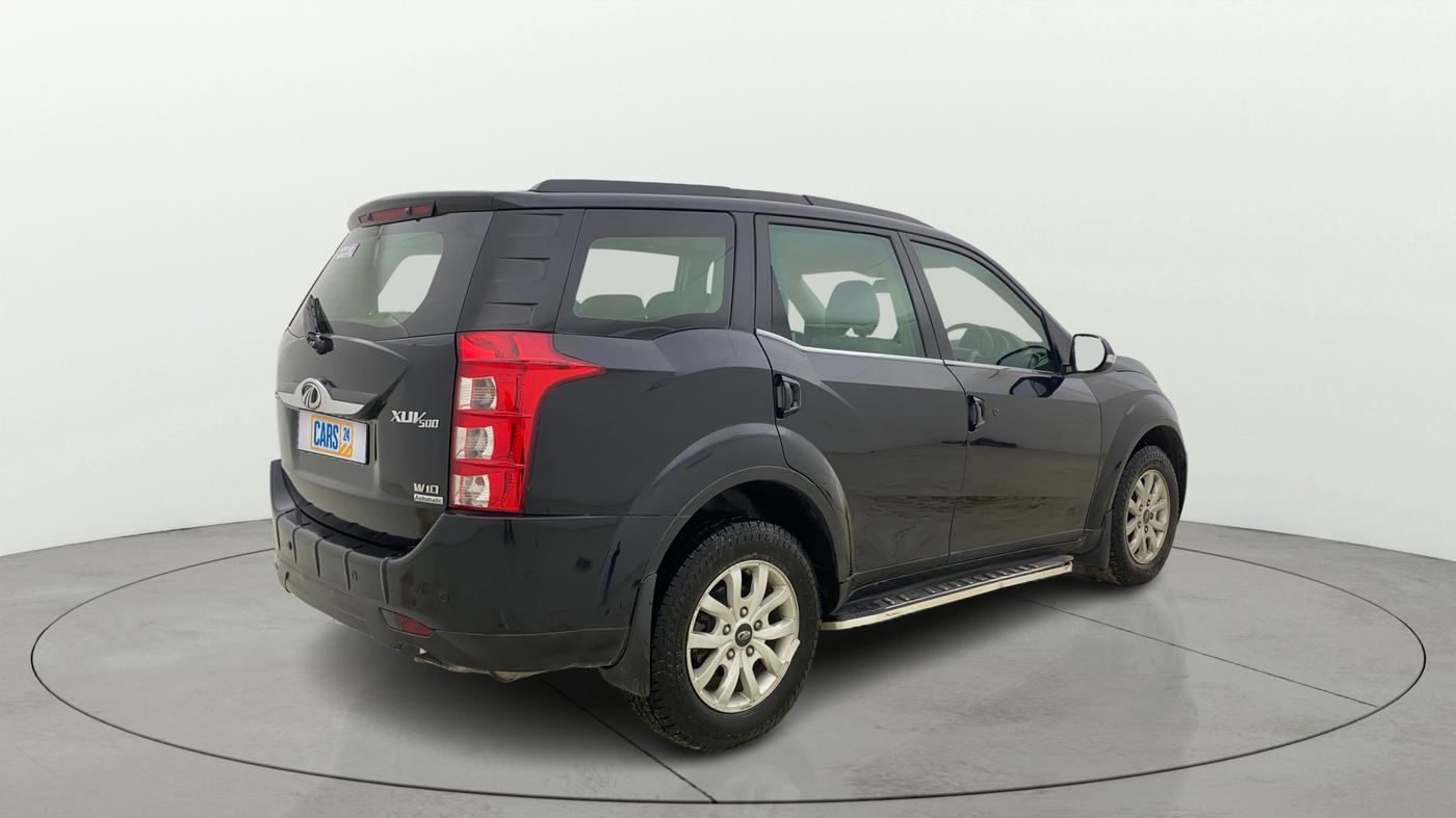 2016 Mahindra XUV500 W10 AT, Diesel, Automatic, 1,11,214 km, Right Back Diagonal