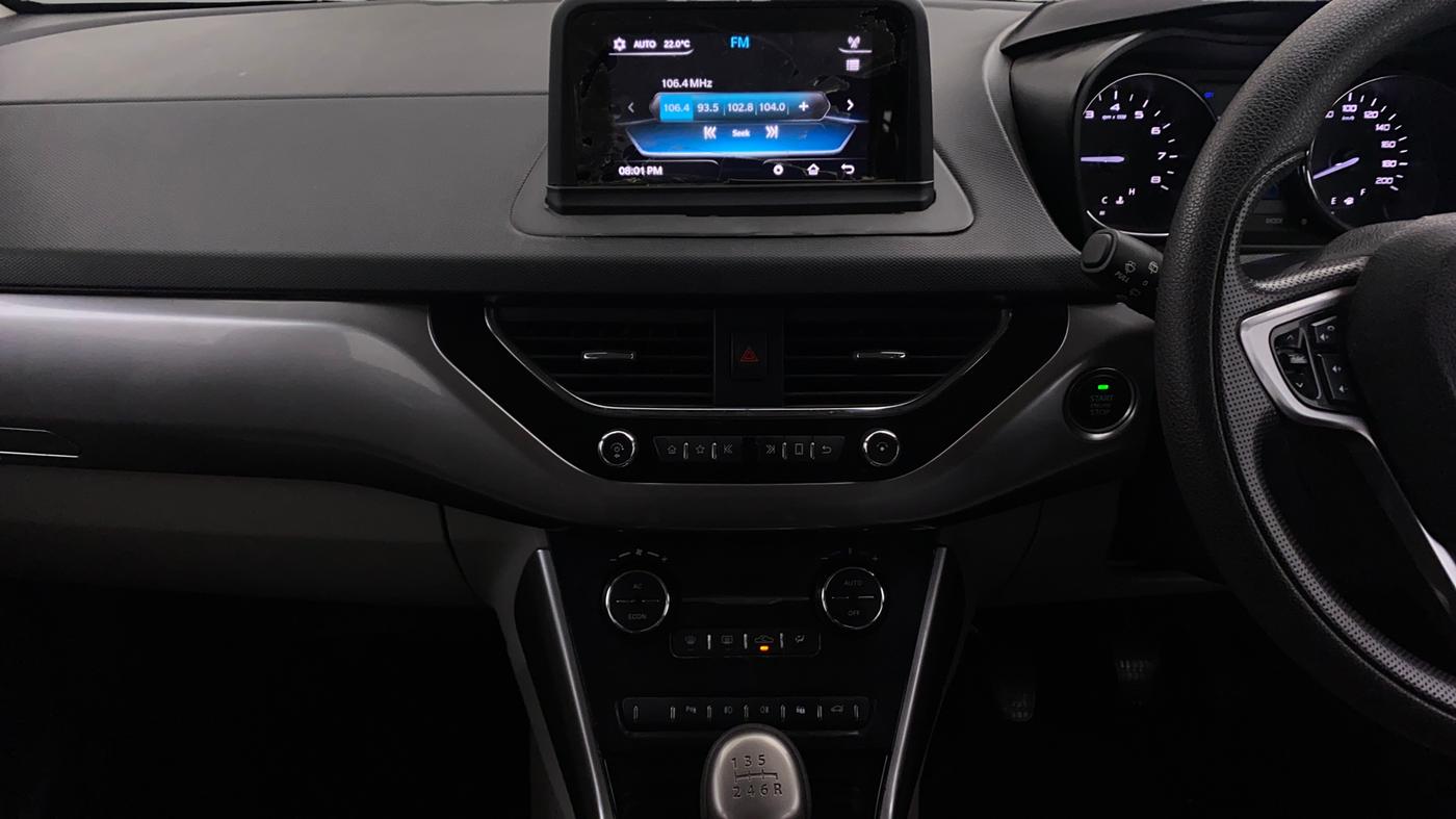 2018 Tata NEXON XZ PLUS PETROL, Petrol, Manual, 59,604 km, Air Conditioner