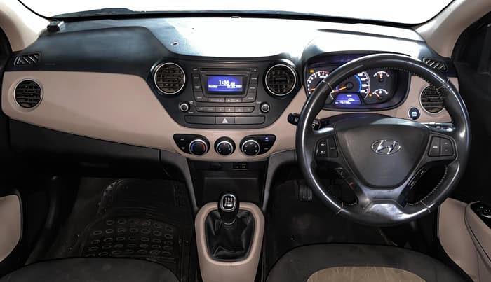 2015 Hyundai Grand i10 ASTA (O) 1.2 KAPPA VTVT, Petrol, Manual, 45,245 km, Dashboard