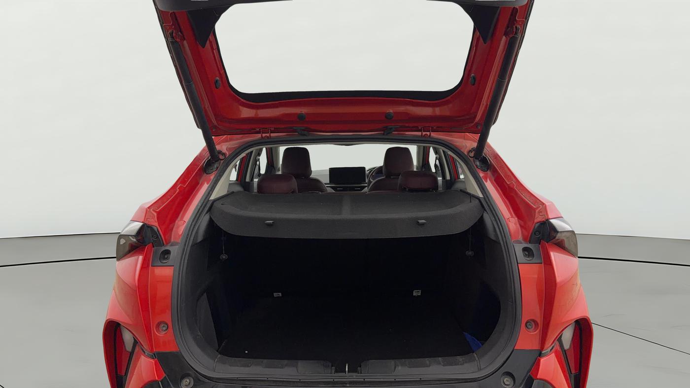 2024 Tata Curvv Accomplished Plus A 1.5 Diesel 6MT, Diesel, Manual, 2,878 km, Boot Open Zoomed View