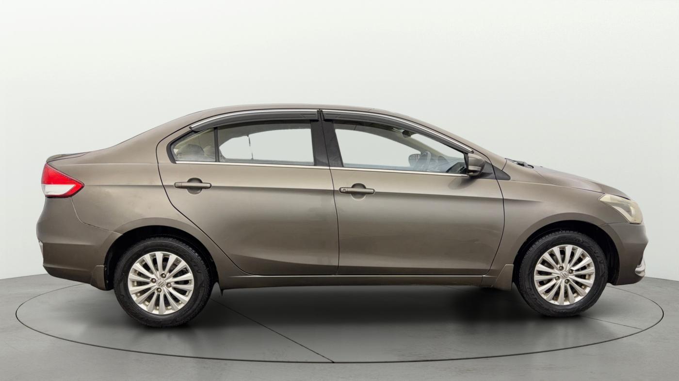 2018 Maruti Ciaz DELTA 1.5 SHVS MT PETROL, Petrol, Manual, 42,768 km, Right Side View