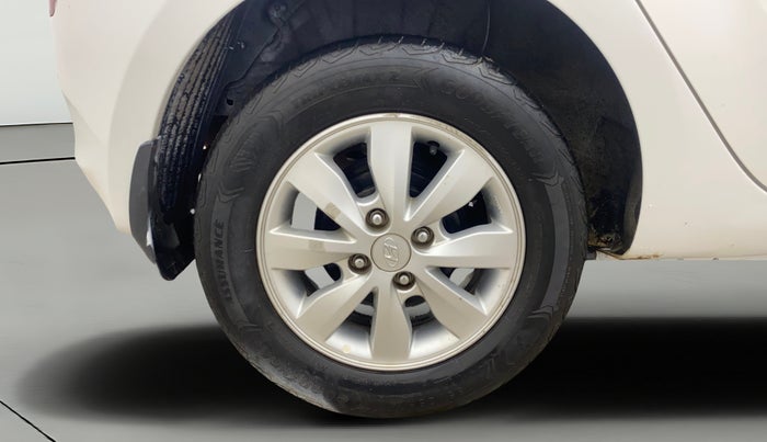 2014 Hyundai i20 SPORTZ 1.2, Petrol, Manual, 50,394 km, Right Rear Wheel