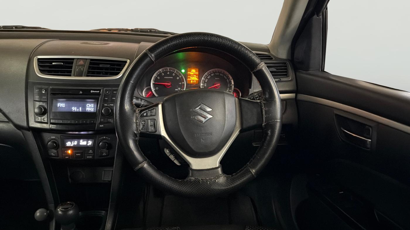 2016 Maruti Swift ZXI, Petrol, Manual, 74,273 km, Steering Wheel Close Up