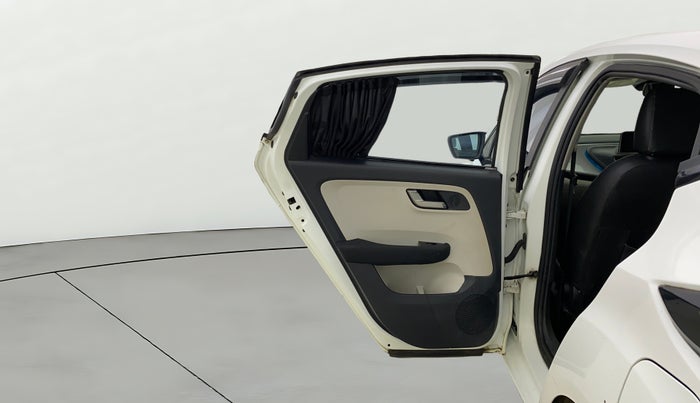 2023 Tata ALTROZ XZ PLUS SUNROOF CNG, CNG, Manual, 37,727 km, LHS Rear Door