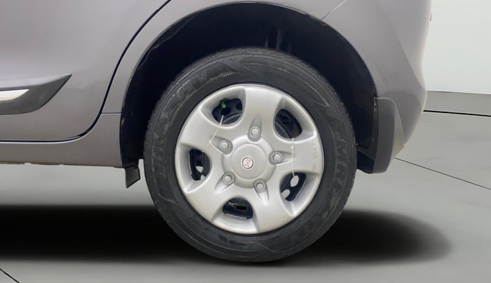 2017 Maruti Baleno DELTA CVT PETROL 1.2, Petrol, Automatic, 1,13,244 km, Left Rear Wheel