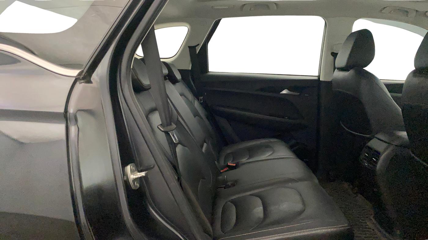 2020 MG HECTOR SHARP 1.5 DCT PETROL, Petrol, Automatic, 79,911 km, Right Side Rear Door Cabin