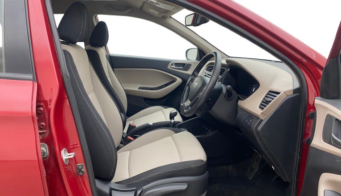 2014 Hyundai Elite i20 ASTA 1.2, Petrol, Manual, 1,09,430 km, Right Side Front Door Cabin