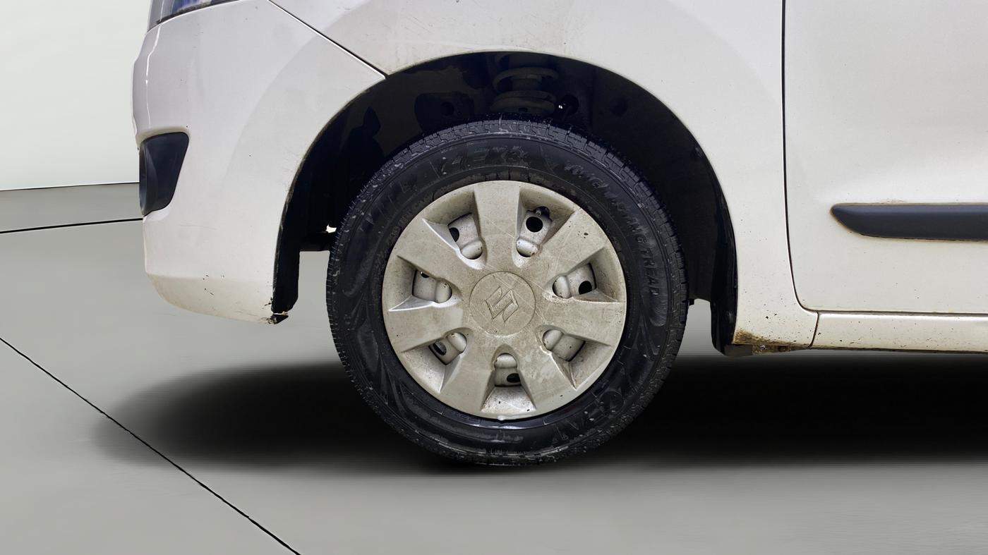 2017 Maruti Wagon R 1.0 LXI CNG, CNG, Manual, 51,600 km, Left Front Wheel