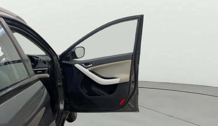 2023 Tata NEXON CREATIVE PLUS 1.2 REVOTRON 6 MT DT, Petrol, Manual, 24,857 km, RHS Front Door