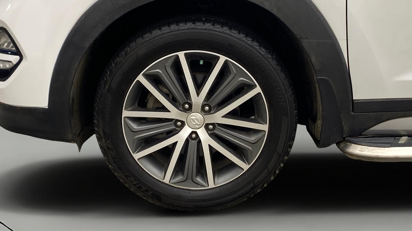 2019 Hyundai Tucson GLS 2WD AT PETROL, Petrol, Automatic, 79,823 km, Left Front Wheel