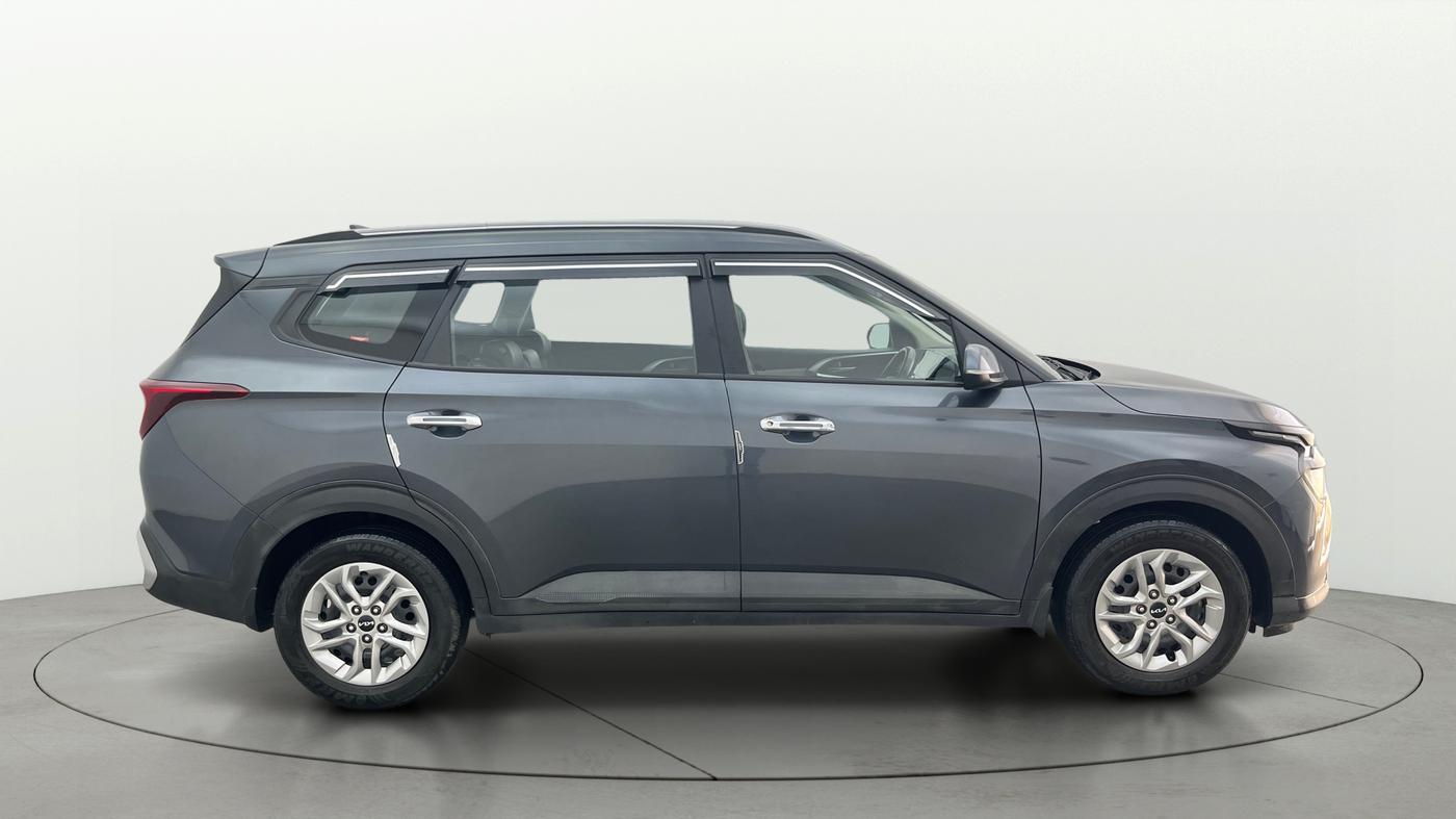 2023 KIA CARENS  PRESTIGE 1.5 TURBO PETROL IMT 7 STR , Petrol, Manual, 34,046 km, Right Side View