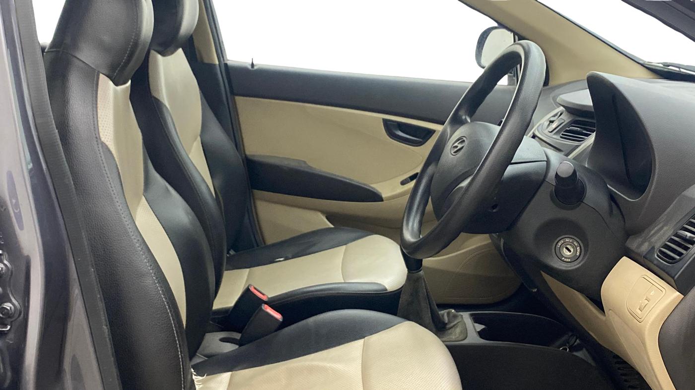 2016 Hyundai Eon ERA +, Petrol, Manual, 91,889 km, Right Side Front Door Cabin