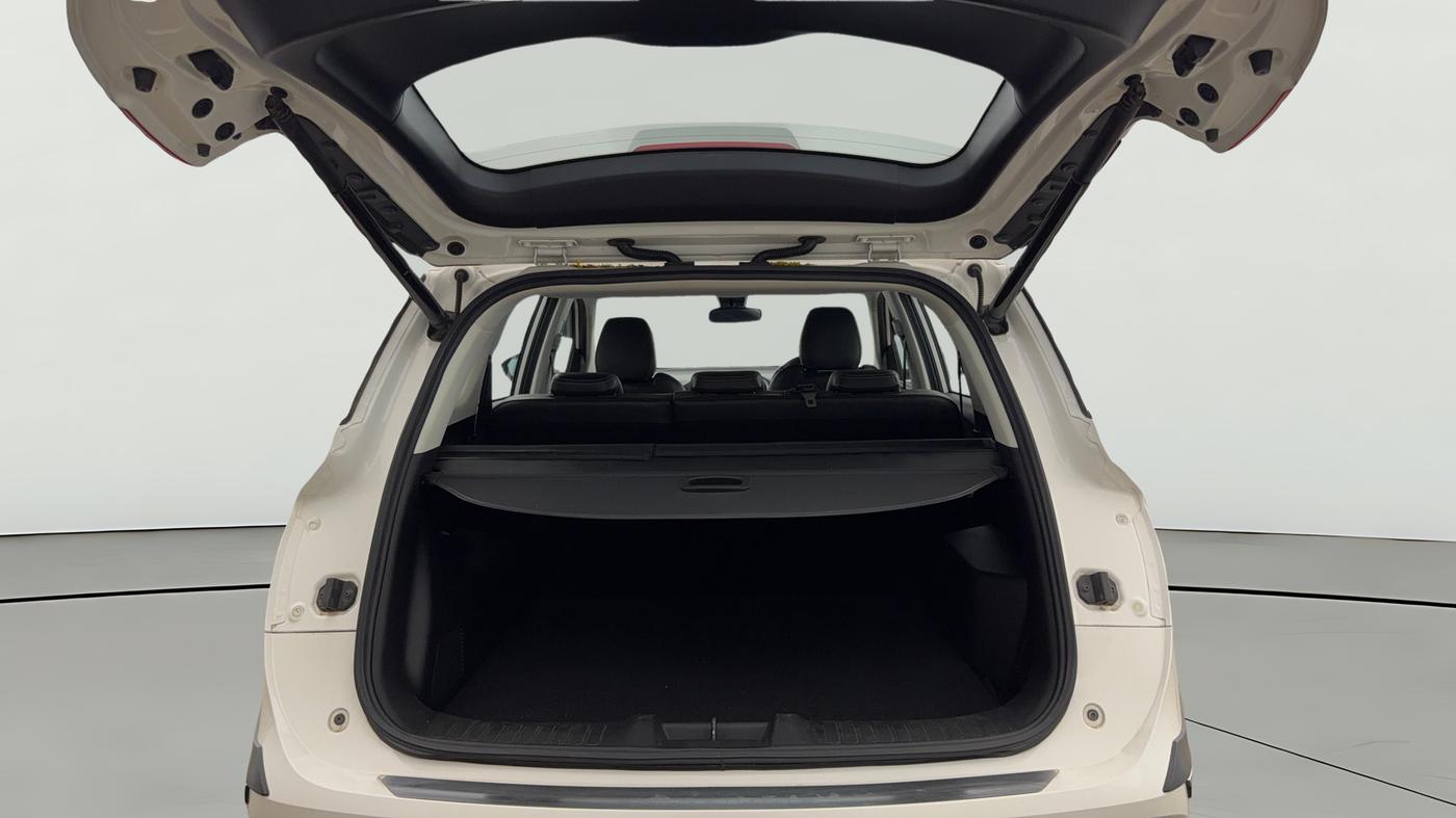 2021 MG HECTOR SHARP 1.5 DCT PETROL, Petrol, Automatic, 33,913 km, Boot Open Zoomed View