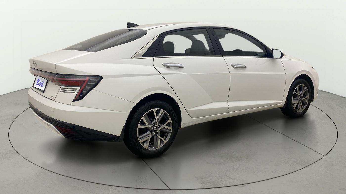 2023 Hyundai Verna SX (O)1.5 VTVT, Petrol, Manual, 24,791 km, Right Back Diagonal