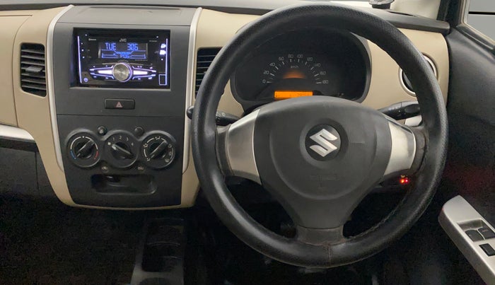 2018 Maruti Wagon R 1.0 LXI CNG (O), CNG, Manual, 79,047 km, Steering Wheel Close Up