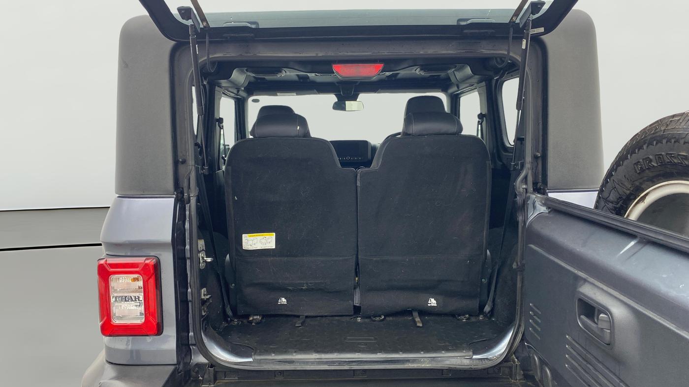 2022 Mahindra Thar LX PETROL HT 4WD AT, Petrol, Automatic, 20,807 km, Boot Open Zoomed View