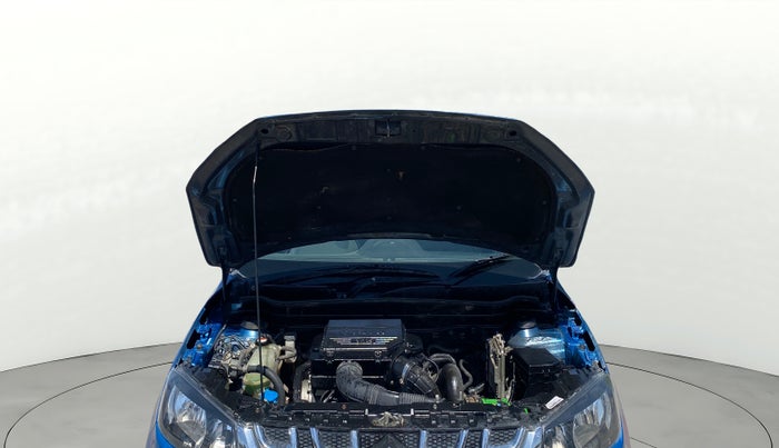 2017 Maruti Vitara Brezza VDI (O), Diesel, Manual, 1,13,564 km, Open Bonet