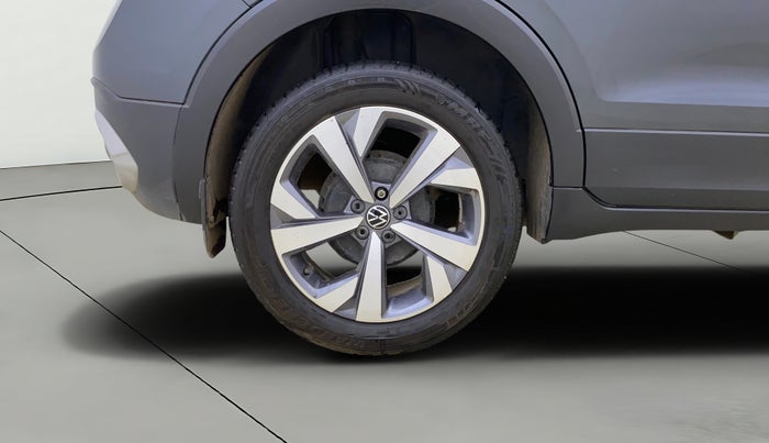 2024 Volkswagen TAIGUN TOPLINE 1.0 TSI MT, Petrol, Manual, 11,046 km, Right Rear Wheel