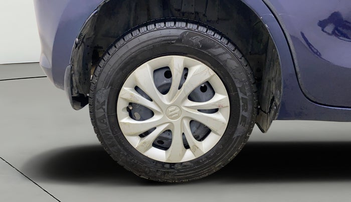 2019 Maruti Swift VDI, Diesel, Manual, 79,209 km, Right Rear Wheel