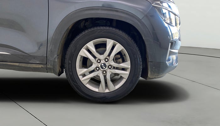 2019 KIA SELTOS HTX PLUS AT1.5 DIESEL, Diesel, Automatic, 1,30,096 km, Right Front Wheel