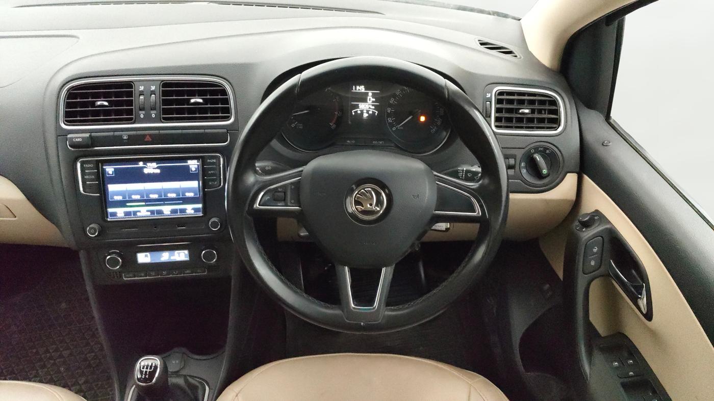 2019 Skoda Rapid AMBITION 1.6 MPI MT, Petrol, Manual, 58,054 km, Steering Wheel Close Up