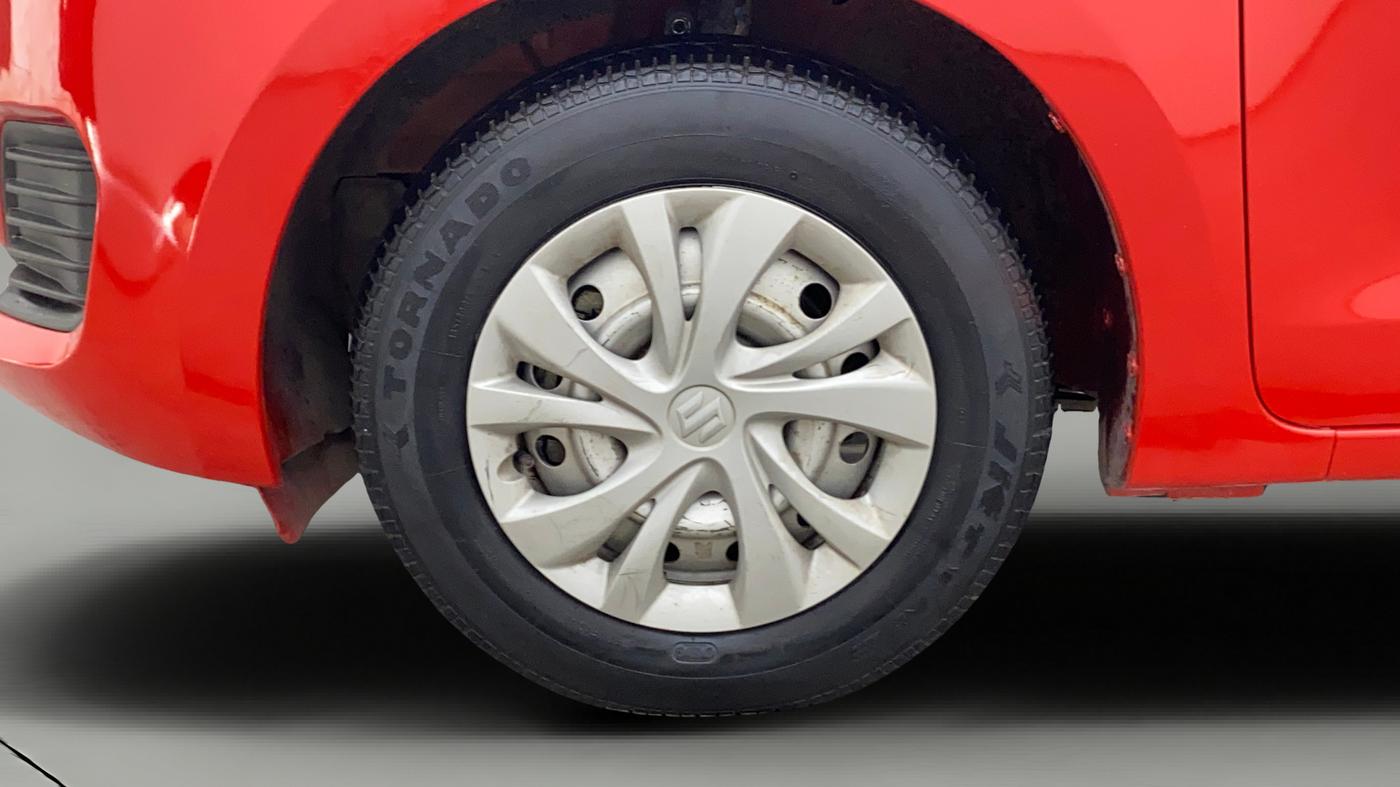 2022 Maruti Swift VXI, Petrol, Manual, 40,862 km, Left Front Wheel