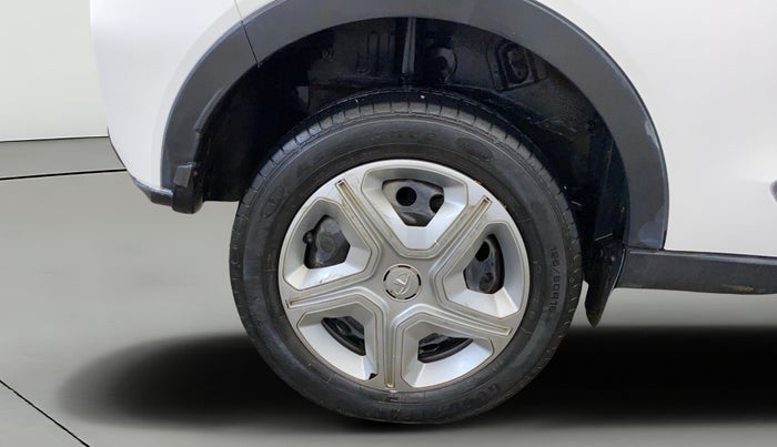 2022 Tata NEXON XM PETROL, Petrol, Manual, 46,195 km, Right Rear Wheel