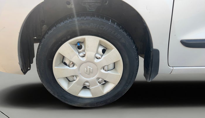 2014 Maruti Wagon R 1.0 LXI, Petrol, Manual, 61,995 km, Left Front Wheel