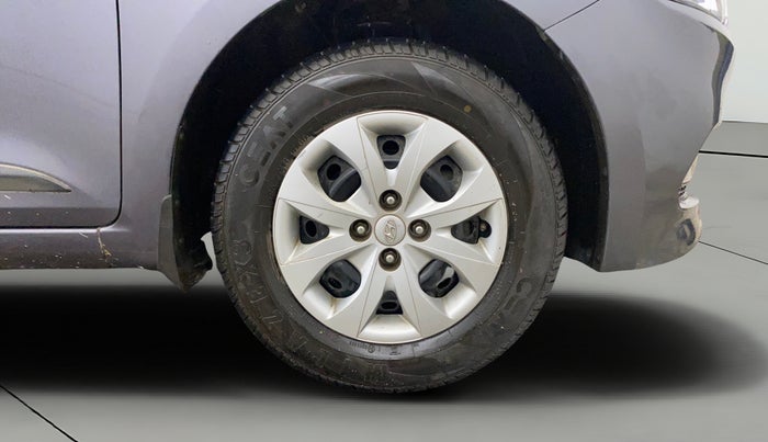 2016 Hyundai Elite i20 SPORTZ 1.2, Petrol, Manual, 74,311 km, Right Front Wheel