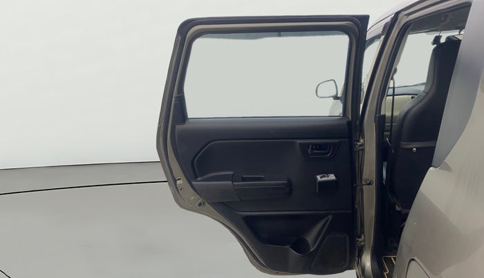 2021 Maruti New Wagon-R LXI CNG 1.0, CNG, Manual, 61,622 km, LHS Rear Door
