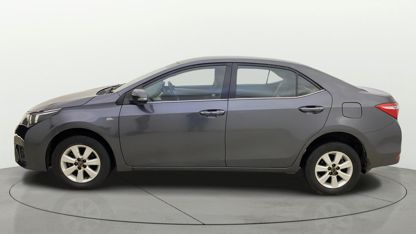 2014 Toyota Corolla Altis G PETROL, Petrol, Manual, 1,03,843 km, Left Side