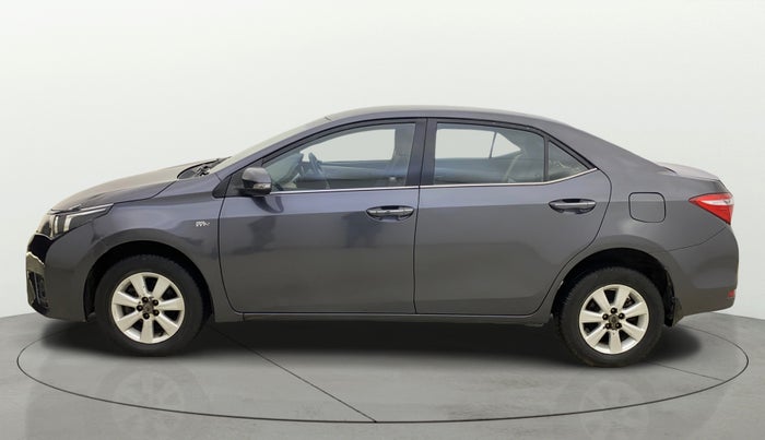 2014 Toyota Corolla Altis G PETROL, Petrol, Manual, 1,03,843 km, Left Side