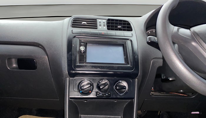 2017 Volkswagen Ameo TRENDLINE 1.2L, Petrol, Manual, 72,543 km, Air Conditioner