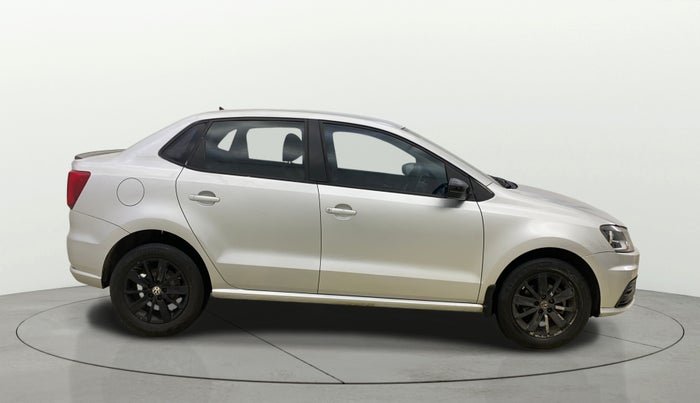 2017 Volkswagen Ameo COMFORTLINE 1.5L, Diesel, Manual, 68,636 km, Right Side View