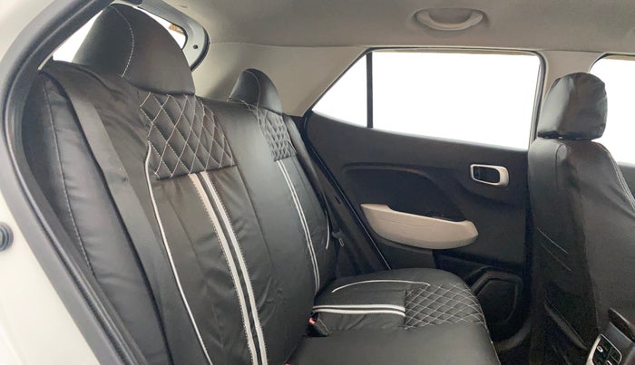 2022 Hyundai VENUE S(O) 1.2, Petrol, Manual, 24,974 km, Right Side Rear Door Cabin