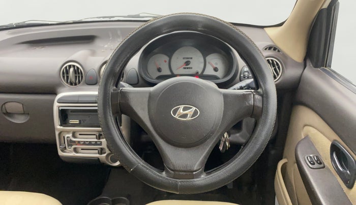 2014 Hyundai Santro Xing GL PLUS, Petrol, Manual, 82,109 km, Steering Wheel Close Up