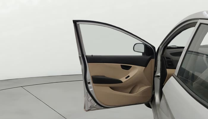 2014 Hyundai Eon ERA +, Petrol, Manual, 52,136 km, LHS Front Door