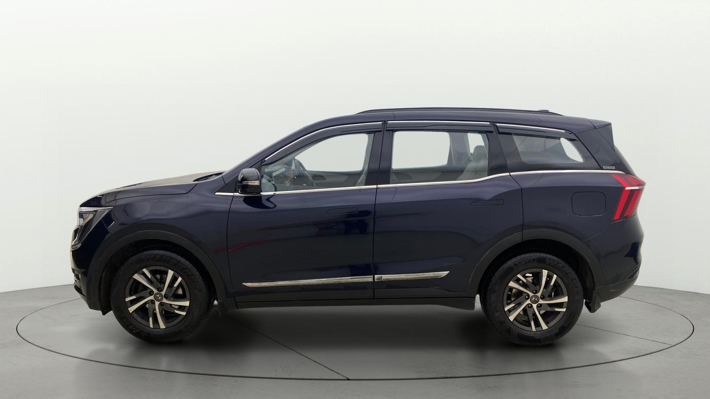 2023 Mahindra XUV700 AX 5 P AT 5 STR, Petrol, Automatic, 12,399 km, Left Side