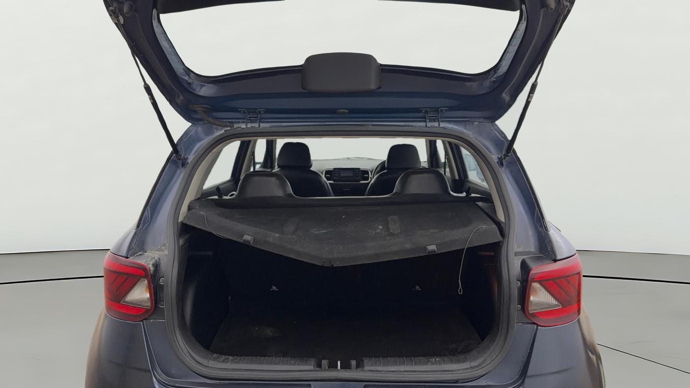 2022 Hyundai VENUE S 1.2, Petrol, Manual, 73,770 km, Boot Open Zoomed View