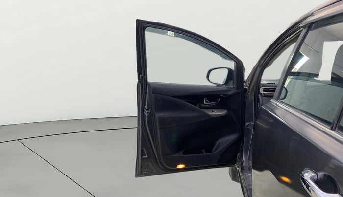 2016 Toyota Innova Crysta 2.4 VX 7 STR, Diesel, Manual, 83,393 km, LHS Front Door