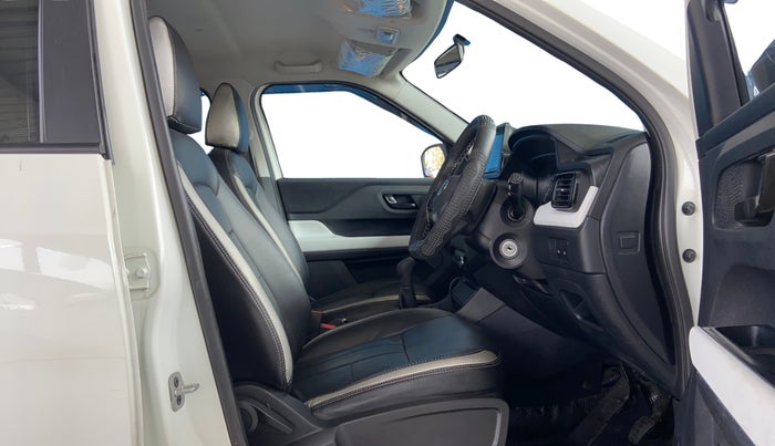 2023 Tata PUNCH PURE MT, Petrol, Manual, 40,505 km, Right Side Front Door Cabin