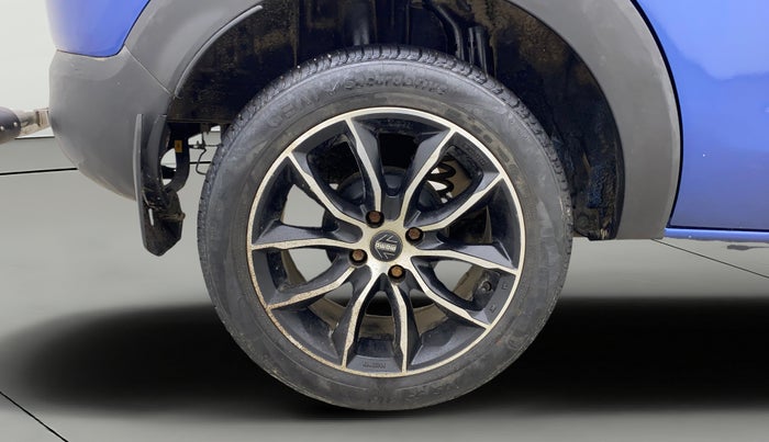 2021 Renault TRIBER RXZ AMT DUAL TONE, Petrol, Automatic, 24,825 km, Right Rear Wheel