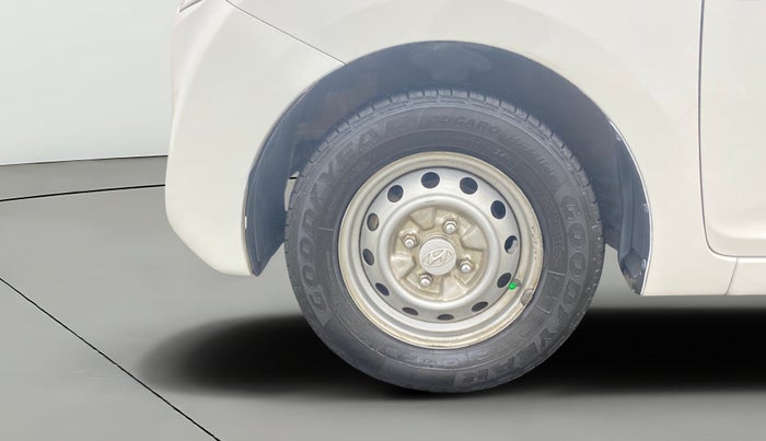 2015 Hyundai Eon ERA +, Petrol, Manual, 86,618 km, Left Front Wheel