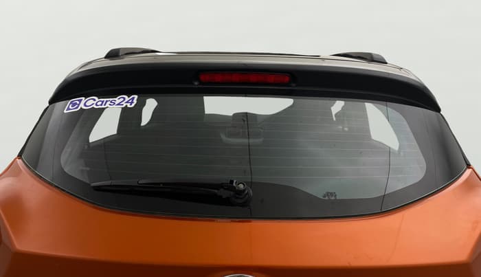 2022 Tata PUNCH CREATIVE AMT 1.2 RTN DUAL TONE, Petrol, Automatic, 20,806 km, Rear Windshield