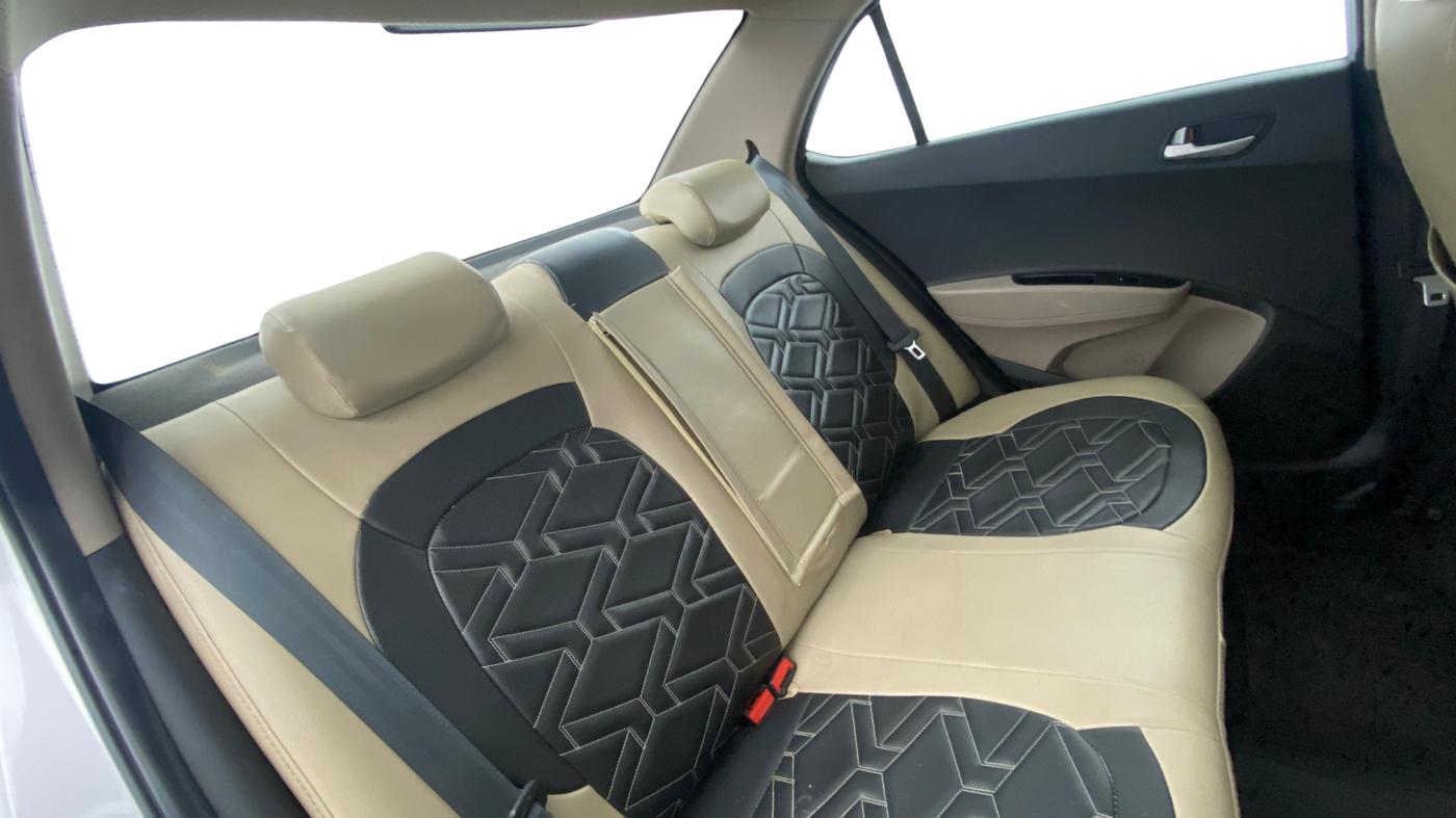 2016 Hyundai Xcent S AT 1.2, Petrol, Automatic, 52,964 km, Right Side Rear Door Cabin